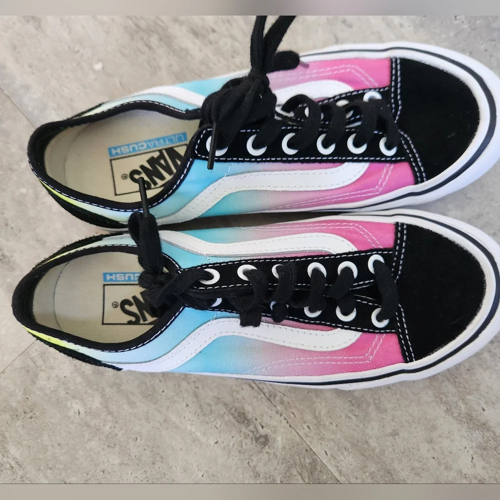 Vans Style  Skate Shoes Sneakers Ombre NWOT